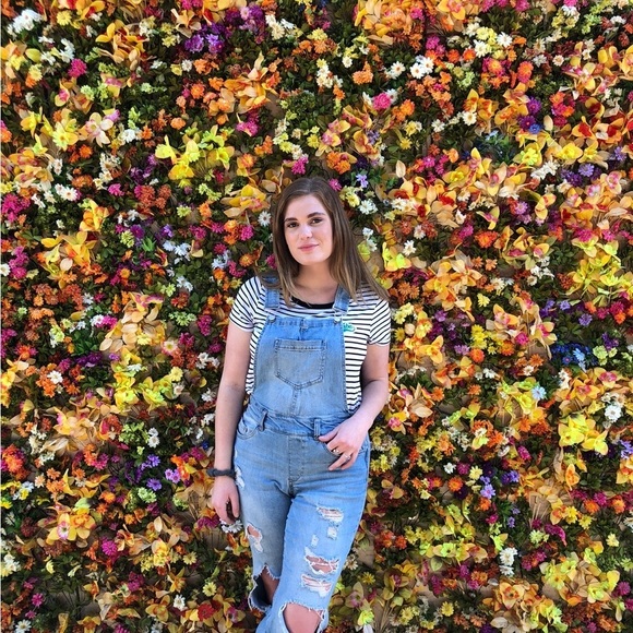 Denim Overalls size 6 ( super comfortable) - Picture 1 of 3